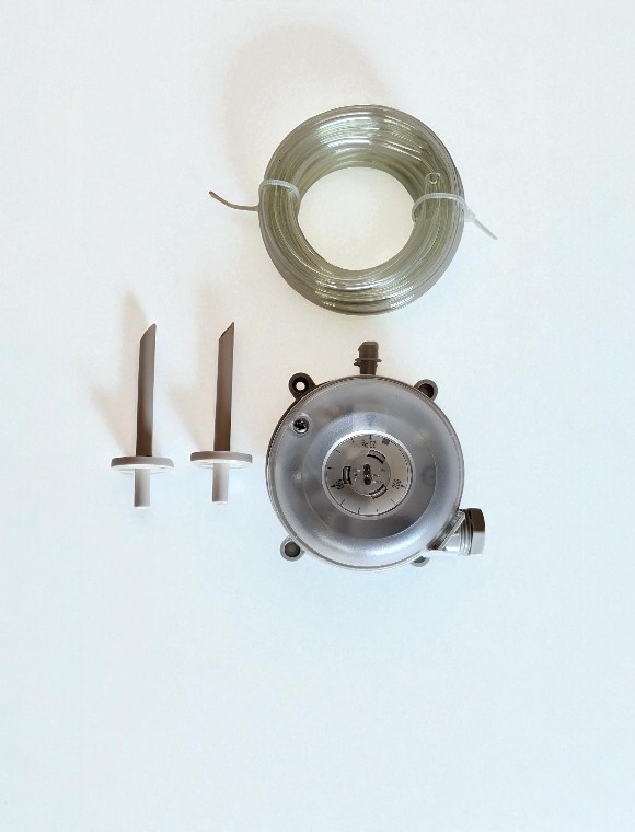 Presostat za napuhavanje folije