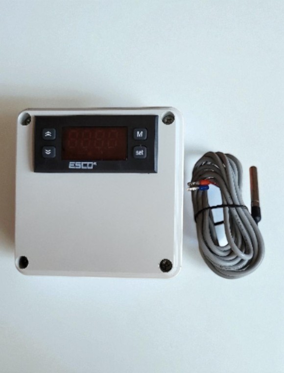 ESCO ES-10 digitalni termostat z ohišjem